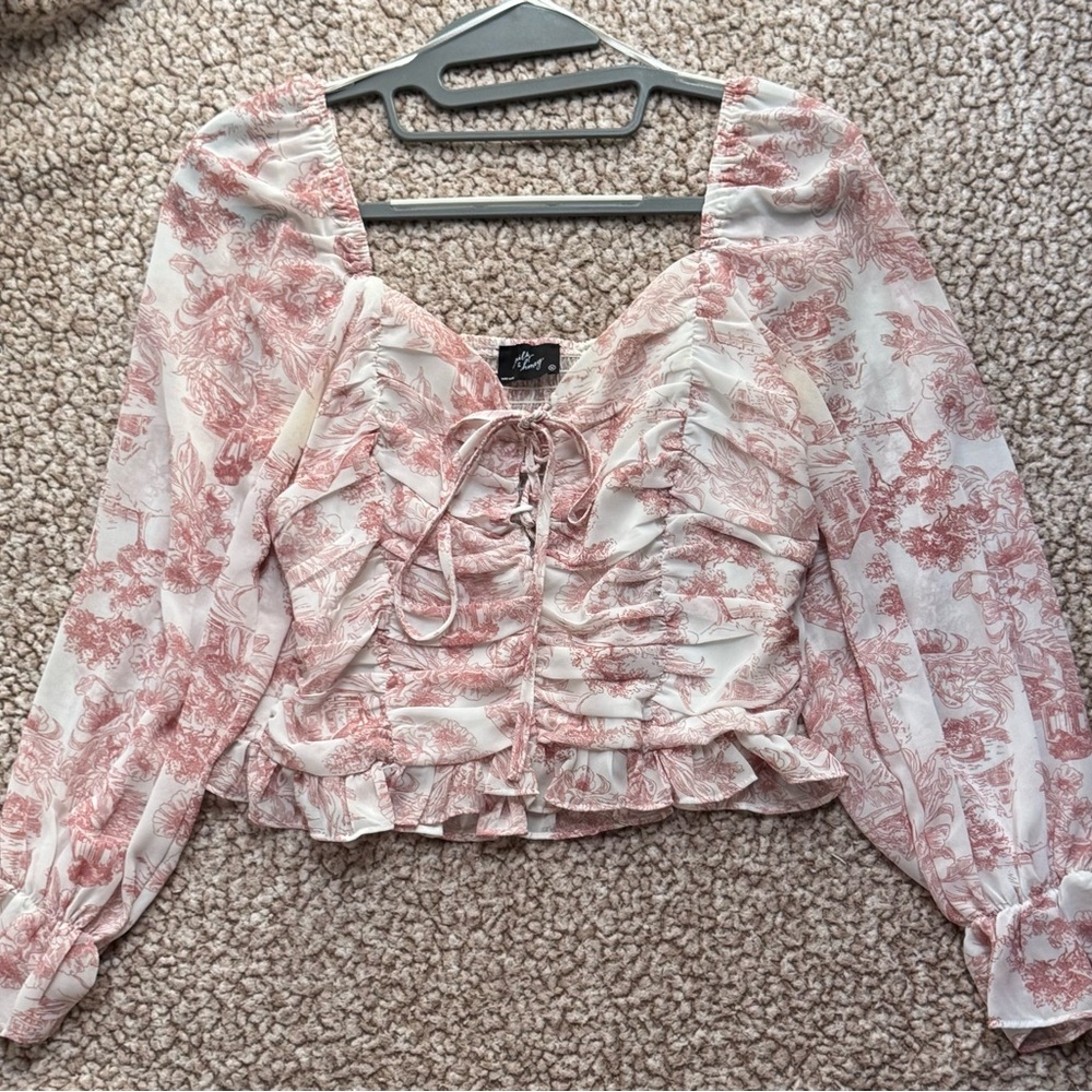 Chic Pink Blush Ruched Blouse